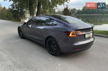 Седан Tesla Model 3 2018 в 
