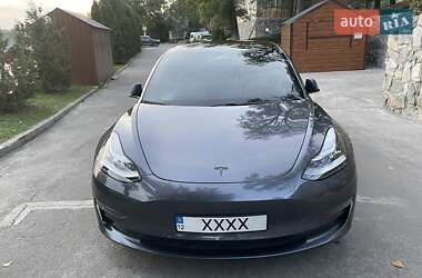 Седан Tesla Model 3 2018 в 