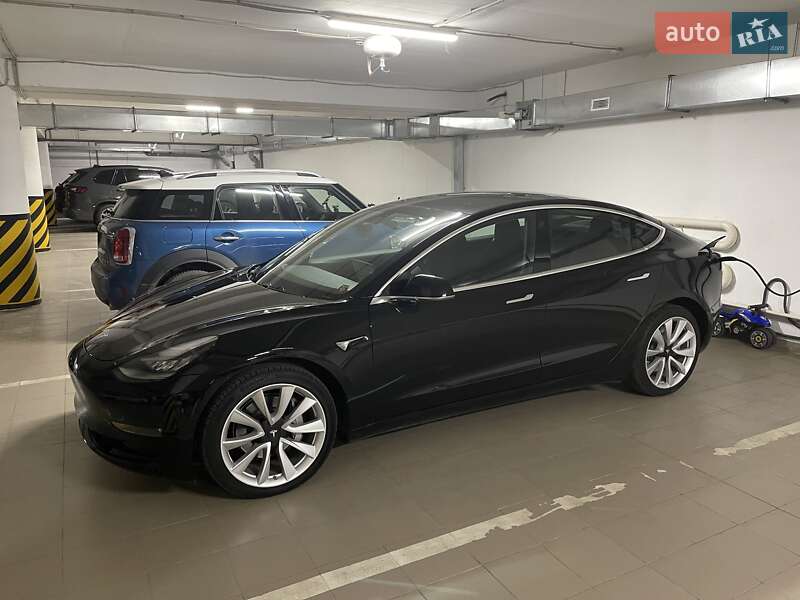 Tesla Model 3 2019 Tesla Model 3 2019
