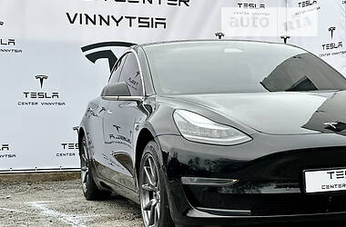 Седан Tesla Model 3 2020 в Вінниці