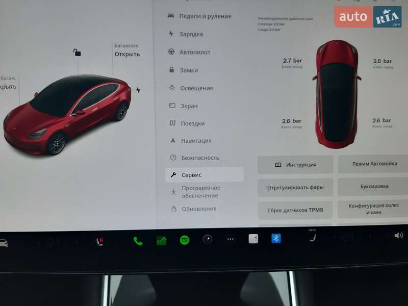 Седан Tesla Model 3 2019 в Дніпрі