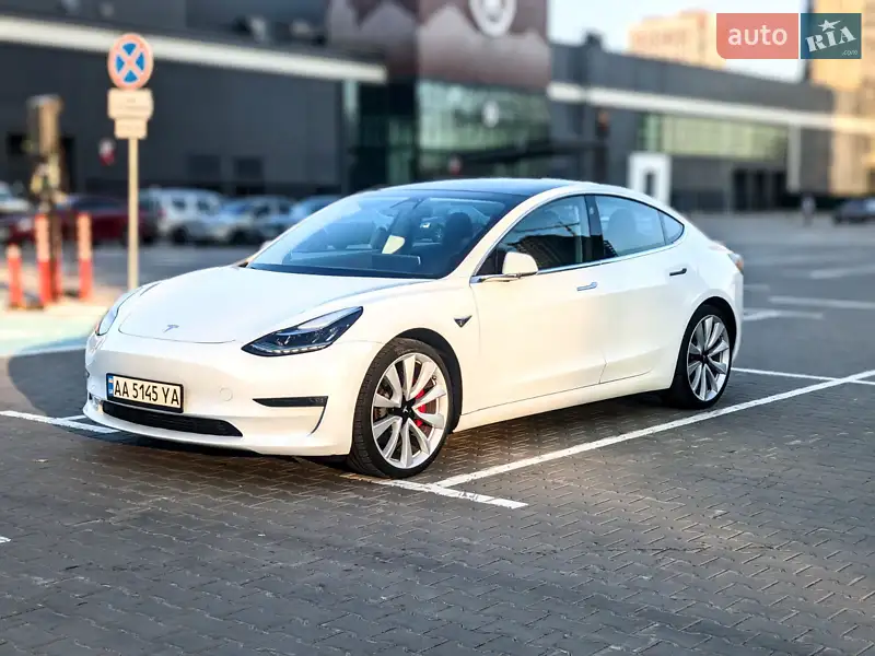 Tesla Model 3