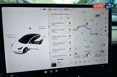 Седан Tesla Model 3 2018 в Одессе