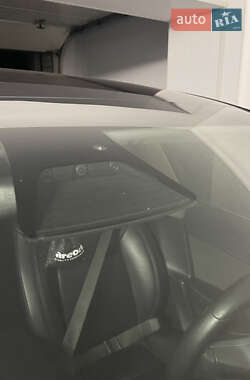 Седан Tesla Model 3 2018 в Києві