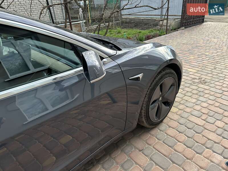 Седан Tesla Model 3 2018 в Кропивницькому фото 10 Седан Tesla Model 3 2018 в Кропивницькому
