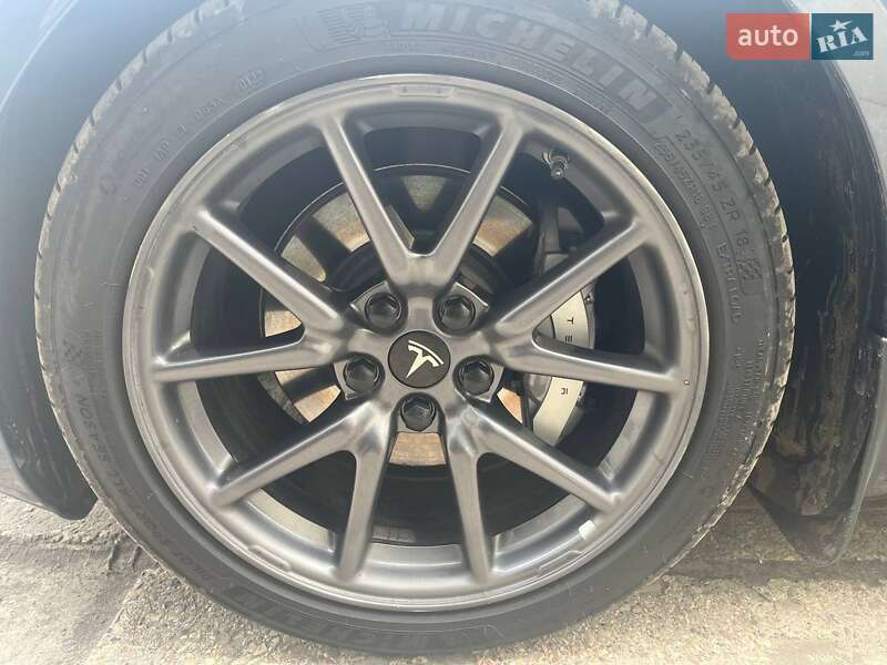 Седан Tesla Model 3 2018 в Києві фото 8 Седан Tesla Model 3 2018 в Києві