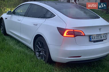 Седан Tesla Model 3 2020 в Харкові