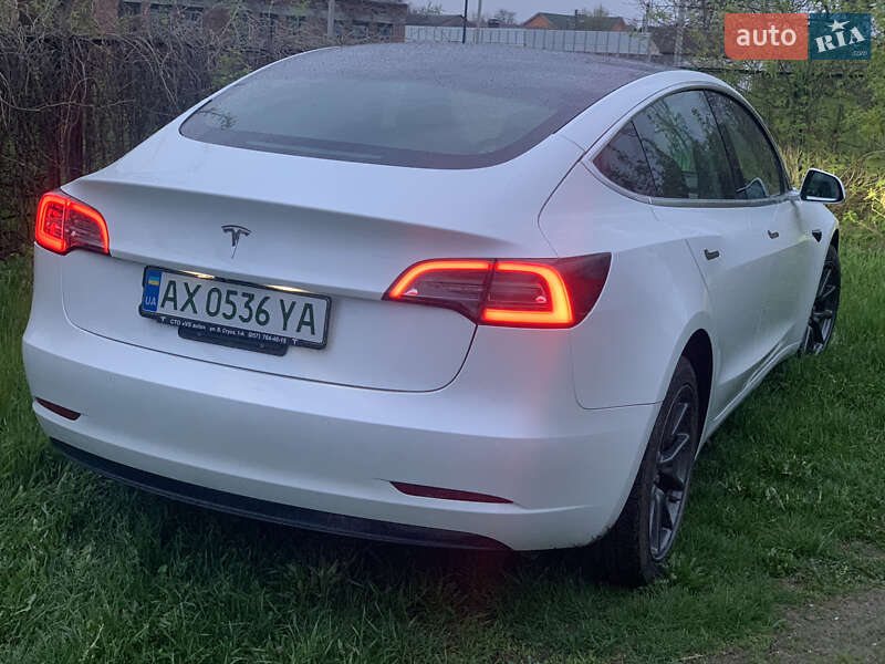 Седан Tesla Model 3 2020 в Харькове
