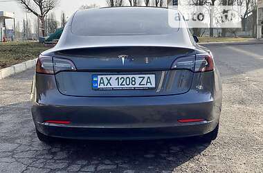 Седан Tesla Model 3 2019 в Харкові