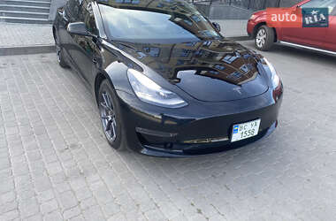Седан Tesla Model 3 2019 в Шептицькому
