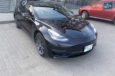 Седан Tesla Model 3 2019 в Шептицькому