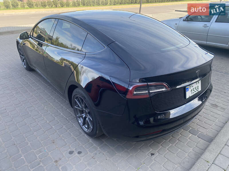 Седан Tesla Model 3 2019 в Шептицькому фото 21 Седан Tesla Model 3 2019 в Шептицькому