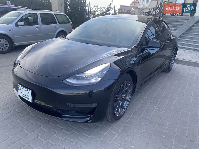 Седан Tesla Model 3 2019 в Шептицькому фото 26 Седан Tesla Model 3 2019 в Шептицькому
