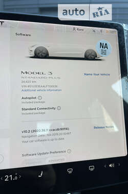 Седан Tesla Model 3 2020 в 