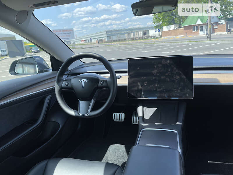 Седан Tesla Model 3 2021 в Киеве фото 29 Седан Tesla Model 3 2021 в Киеве