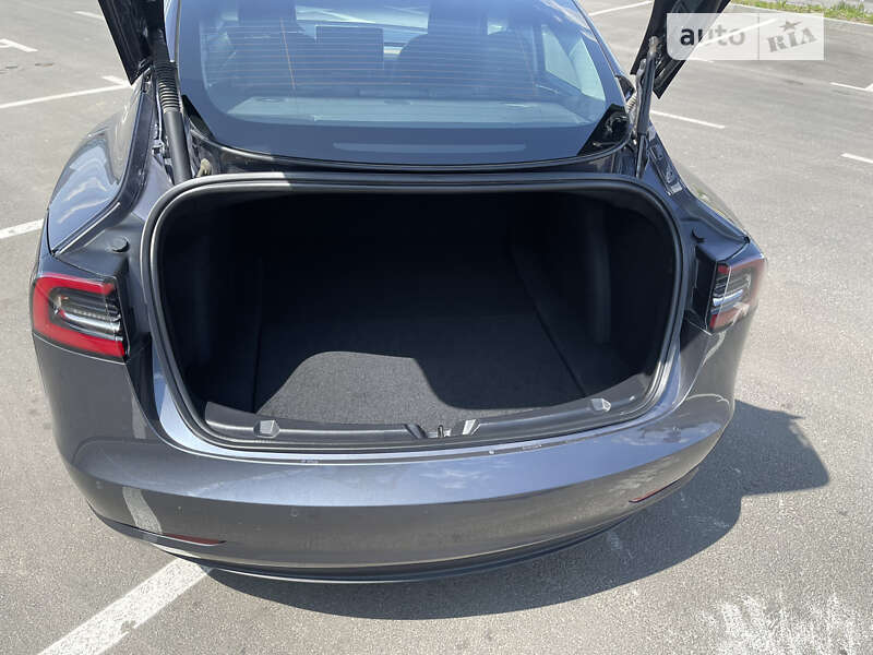 Седан Tesla Model 3 2021 в Киеве фото 47 Седан Tesla Model 3 2021 в Киеве