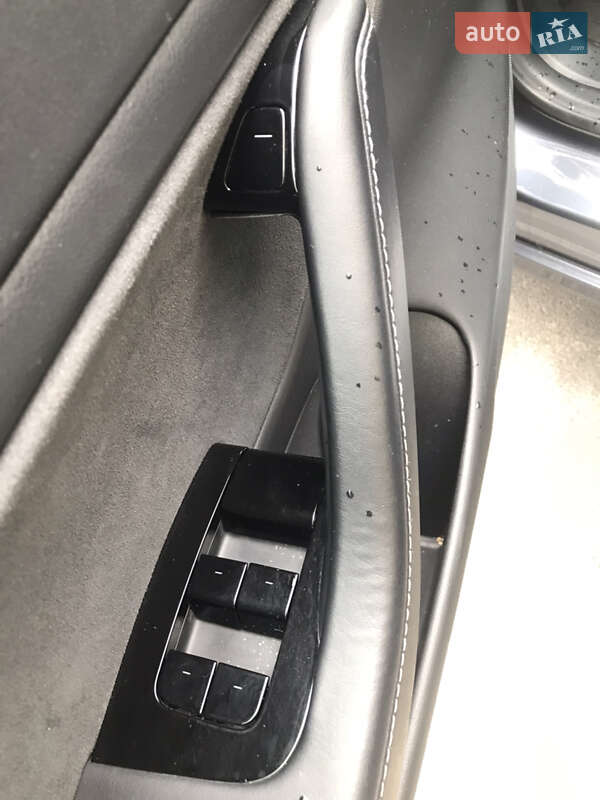 Седан Tesla Model 3 2018 в Одессе