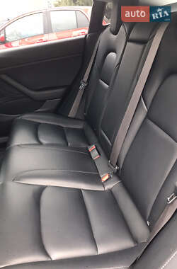 Седан Tesla Model 3 2018 в Одессе