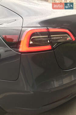 Седан Tesla Model 3 2018 в Одессе