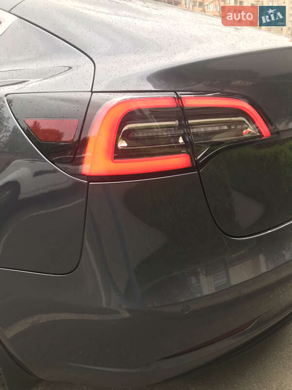 Седан Tesla Model 3 2018 в Одессе