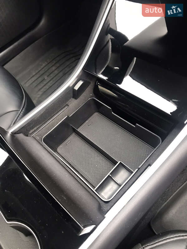 Седан Tesla Model 3 2018 в Одессе