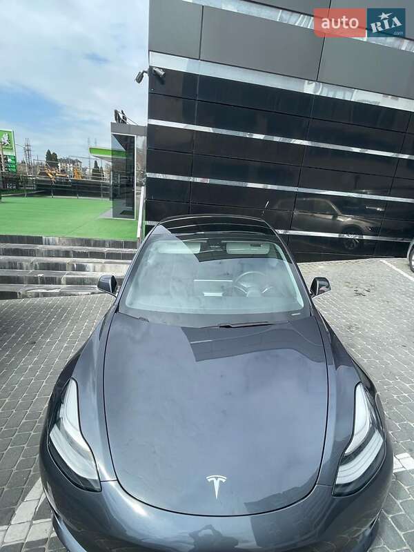 Седан Tesla Model 3 2020 в Львове фото 13 Седан Tesla Model 3 2020 в Львове