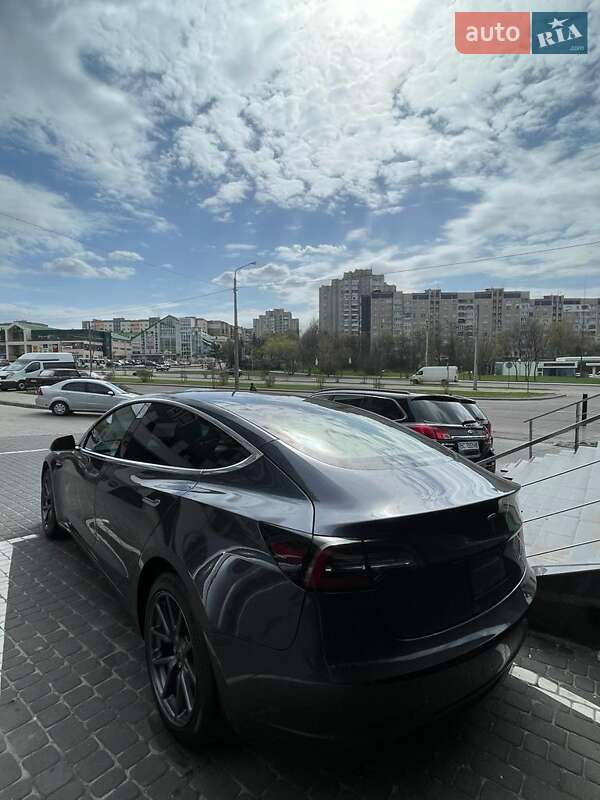 Седан Tesla Model 3 2020 в Львове фото 17 Седан Tesla Model 3 2020 в Львове
