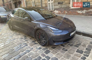 Седан Tesla Model 3 2021 в Львове