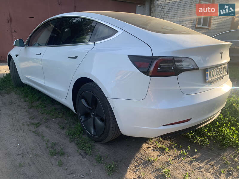 Седан Tesla Model 3 2020 в Харькове