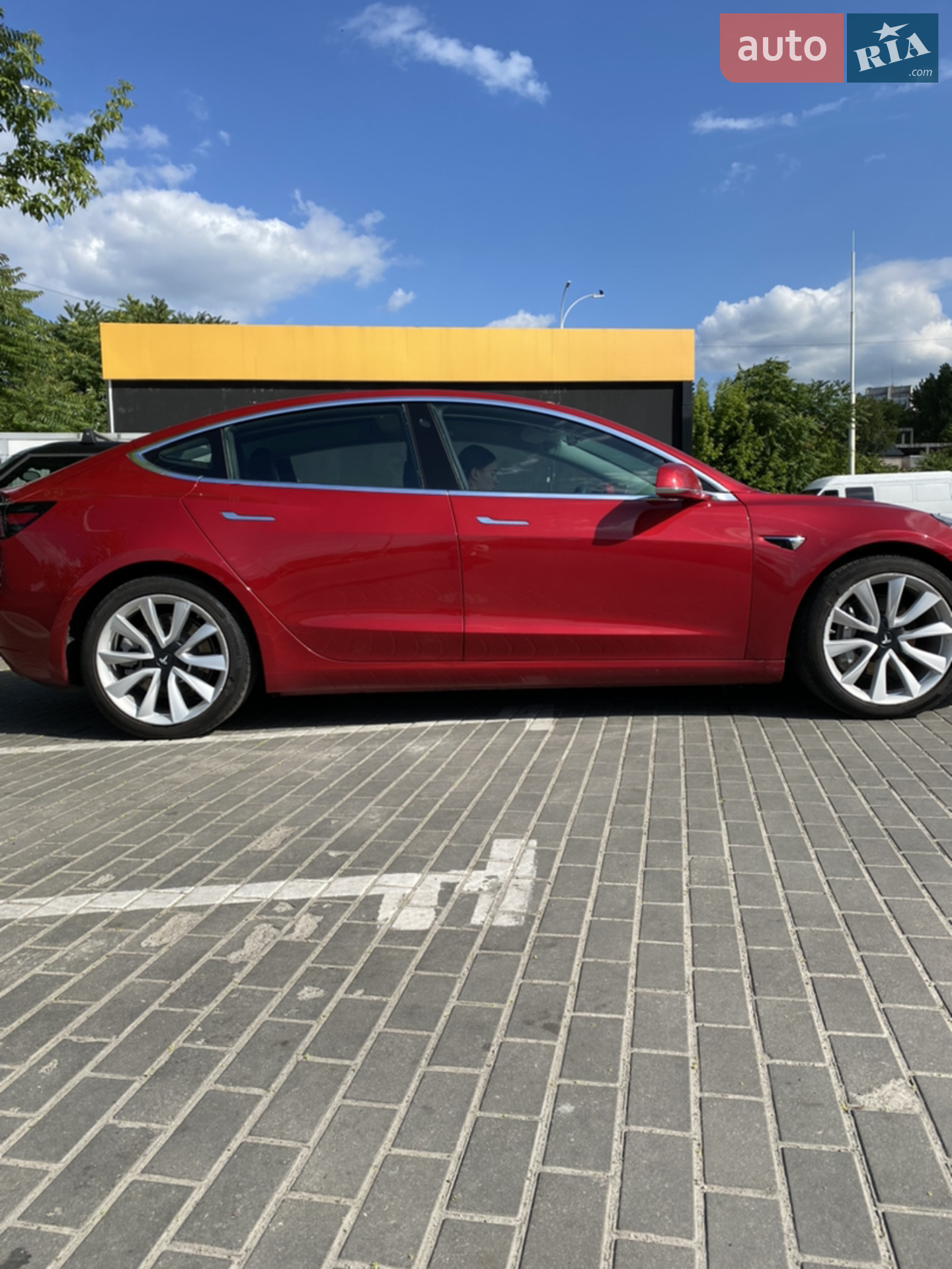 2020 Tesla Model 3 - мініатюра 2