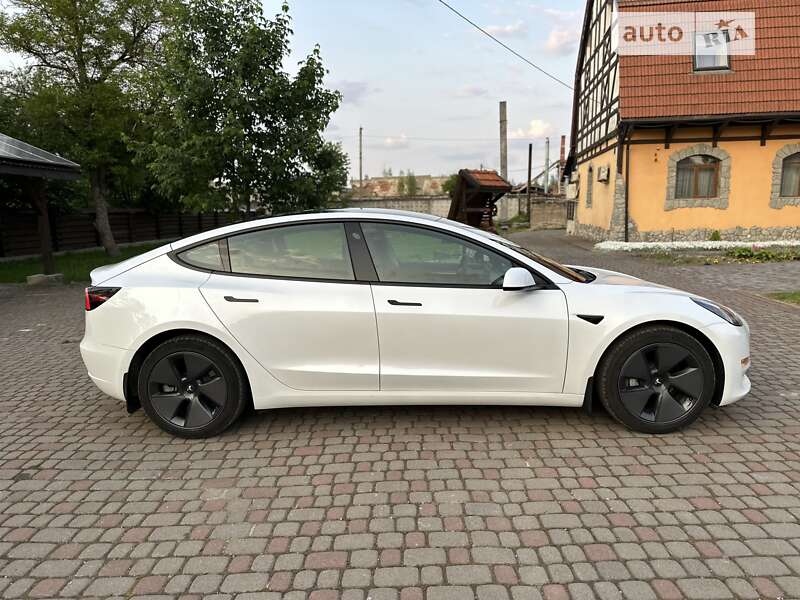 Седан Tesla Model 3 2021 в Калуше фото 8 Седан Tesla Model 3 2021 в Калуше