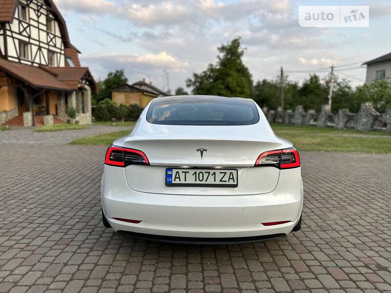 Седан Tesla Model 3 2021 в Калуше фото 11 Седан Tesla Model 3 2021 в Калуше