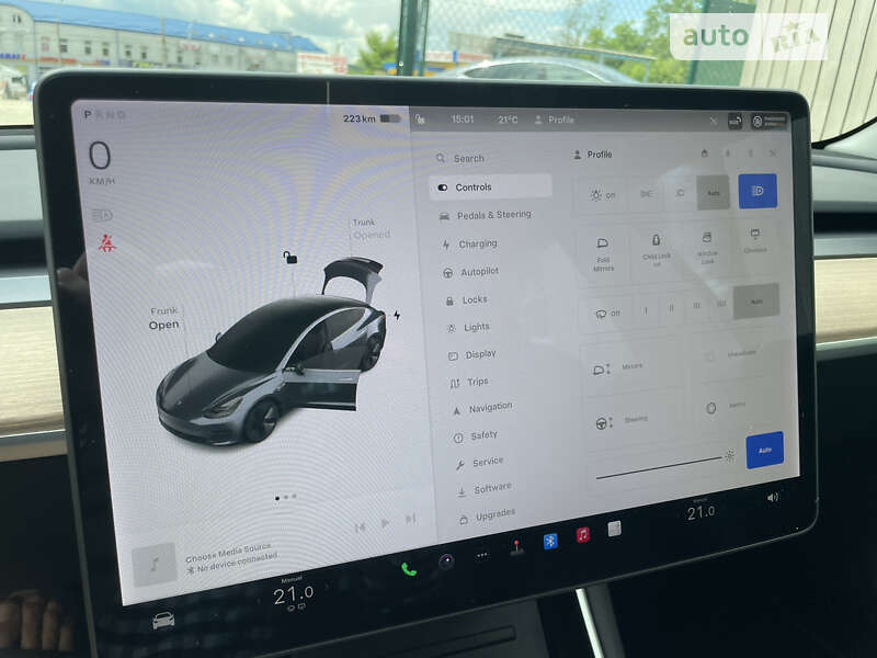 Седан Tesla Model 3 2019 в Тернополі