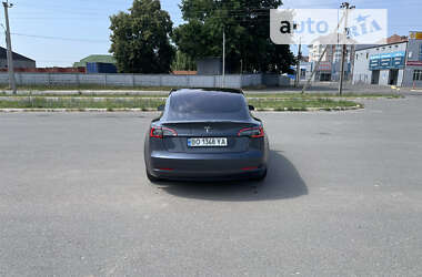 Седан Tesla Model 3 2018 в Буче