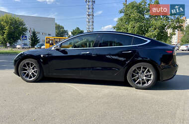 Седан Tesla Model 3 2019 в Києві