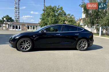 Седан Tesla Model 3 2019 в Києві