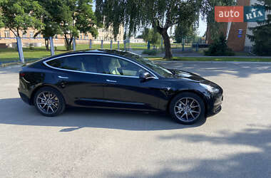 Седан Tesla Model 3 2019 в Києві