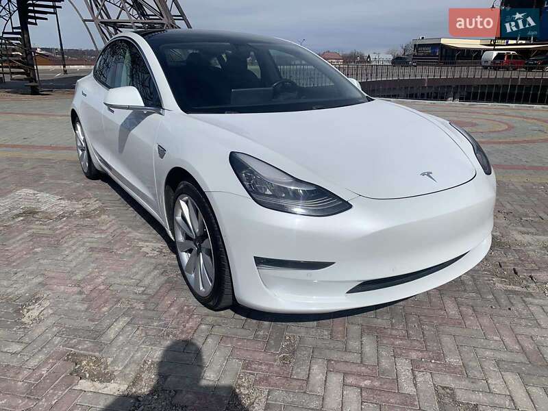 Седан Tesla Model 3 2019 в Харькове