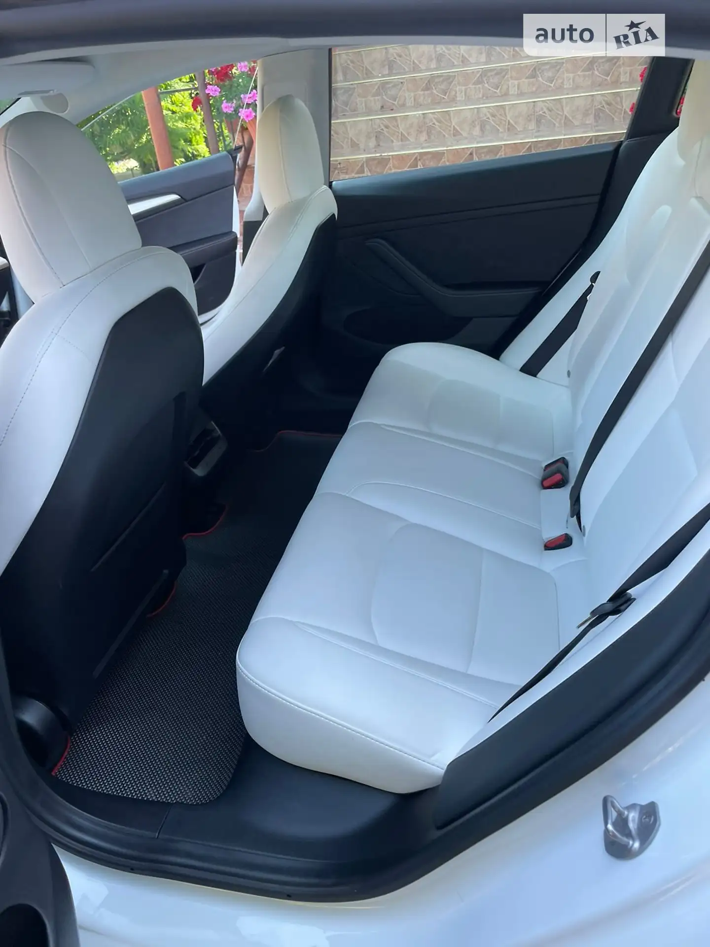 2021 Tesla Model 3 - мініатюра 10