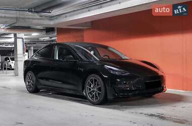 Седан Tesla Model 3 2018 в 