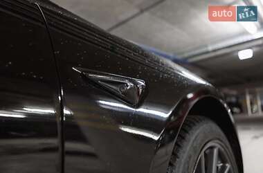 Седан Tesla Model 3 2018 в Киеве