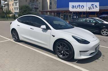 Седан Tesla Model 3 2022 в Старокостянтинові