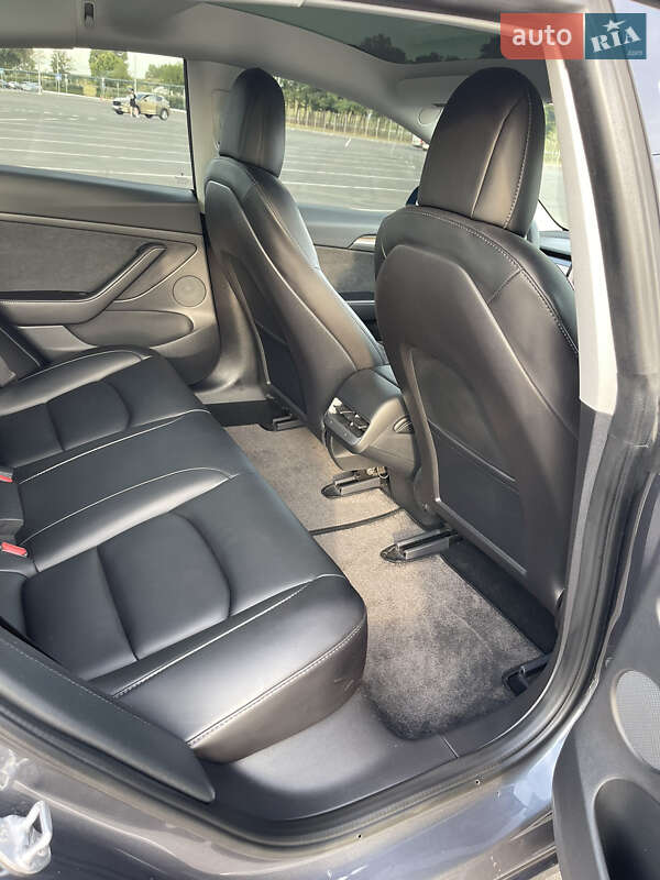 Седан Tesla Model 3 2021 в Дніпрі фото 14 Седан Tesla Model 3 2021 в Дніпрі