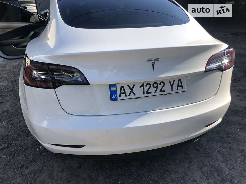 Седан Tesla Model 3 2019 в Харькове