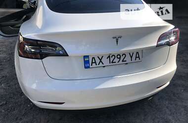 Седан Tesla Model 3 2019 в Харькове