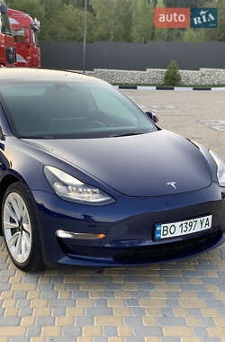 Седан Tesla Model 3 2021 в Теребовлі