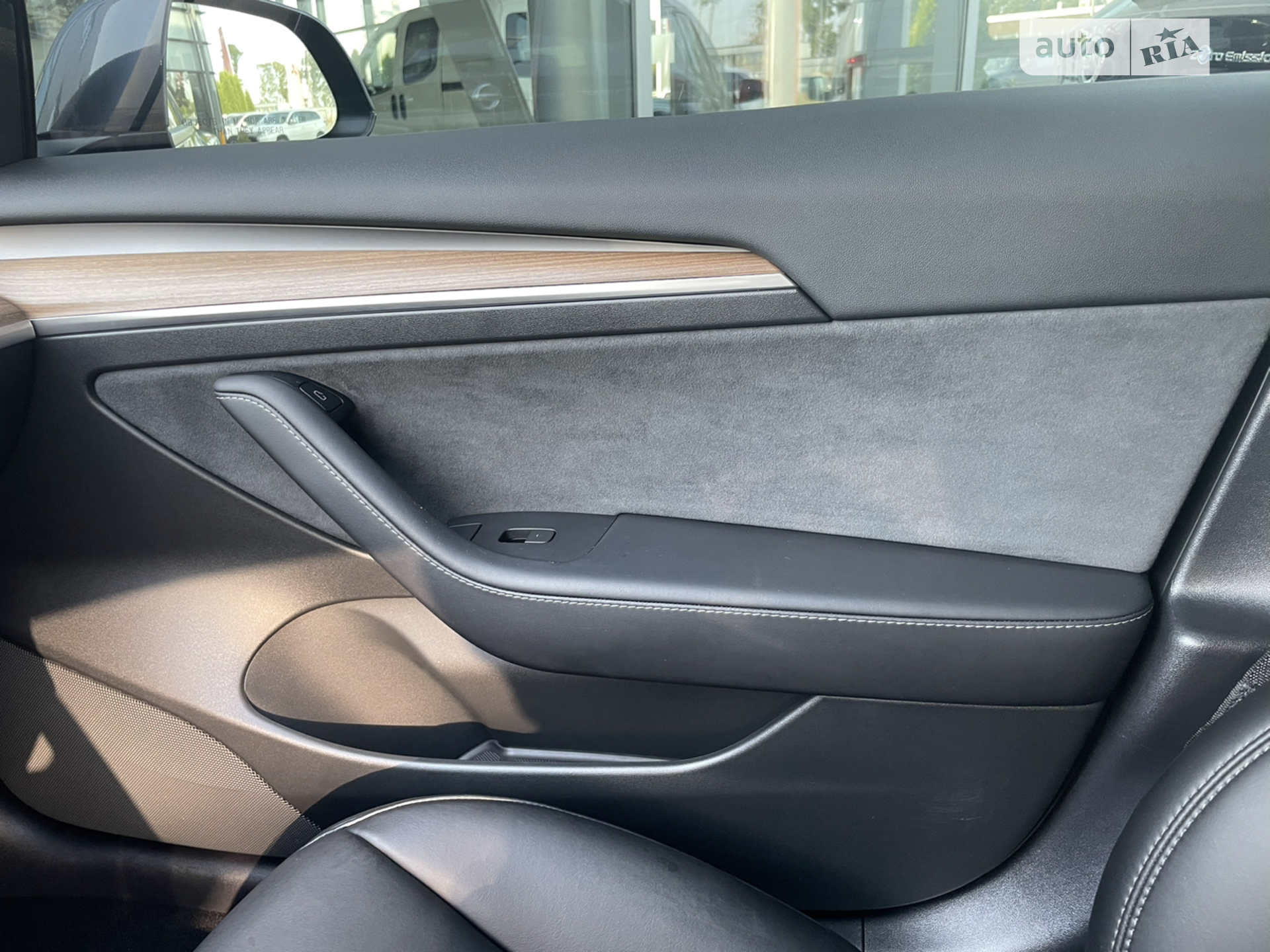 2022 Tesla Model 3 - мініатюра 17
