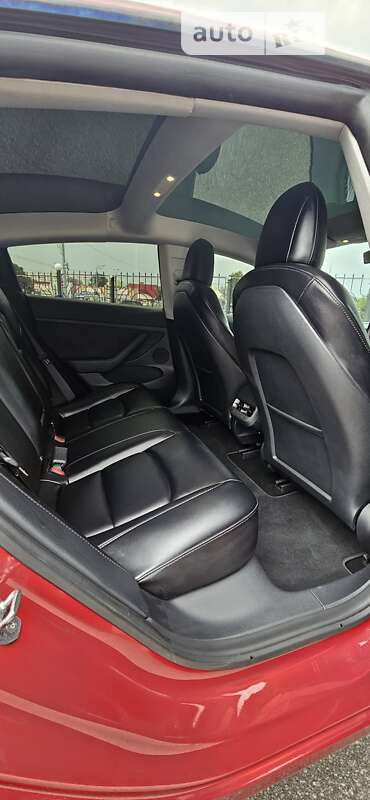 Седан Tesla Model 3 2021 в Харькове фото 29 Седан Tesla Model 3 2021 в Харькове