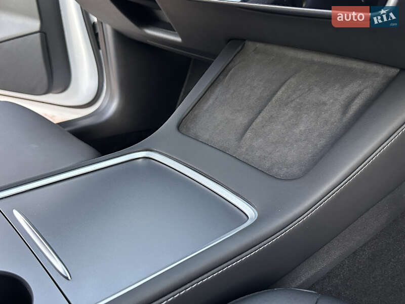 Седан Tesla Model 3 2022 в Ровно фото 37 Седан Tesla Model 3 2022 в Ровно