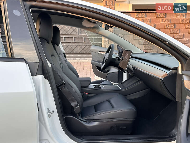 Седан Tesla Model 3 2022 в Ровно фото 38 Седан Tesla Model 3 2022 в Ровно